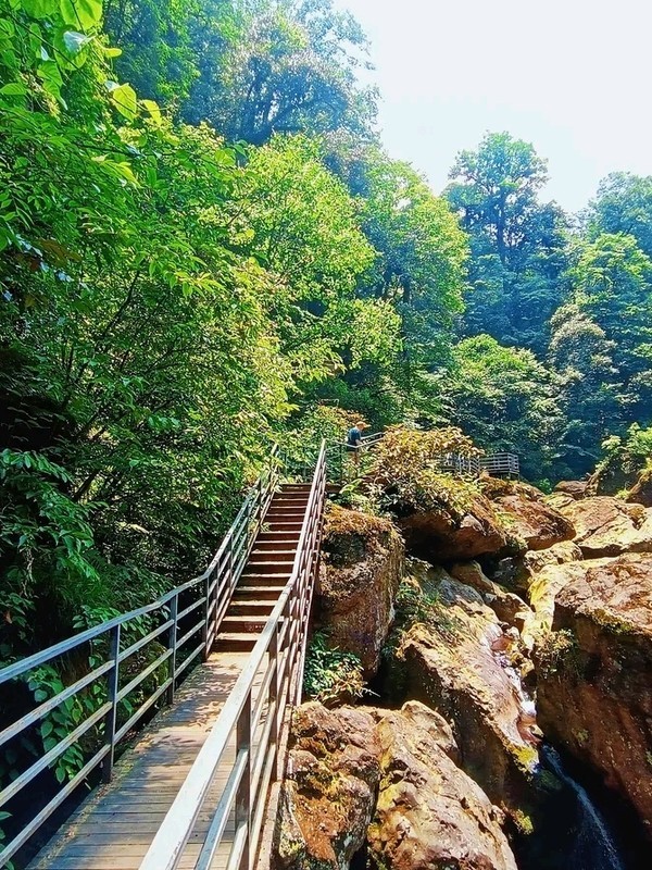 成都-荥经县龙苍沟-王岗坪2天自驾之行
